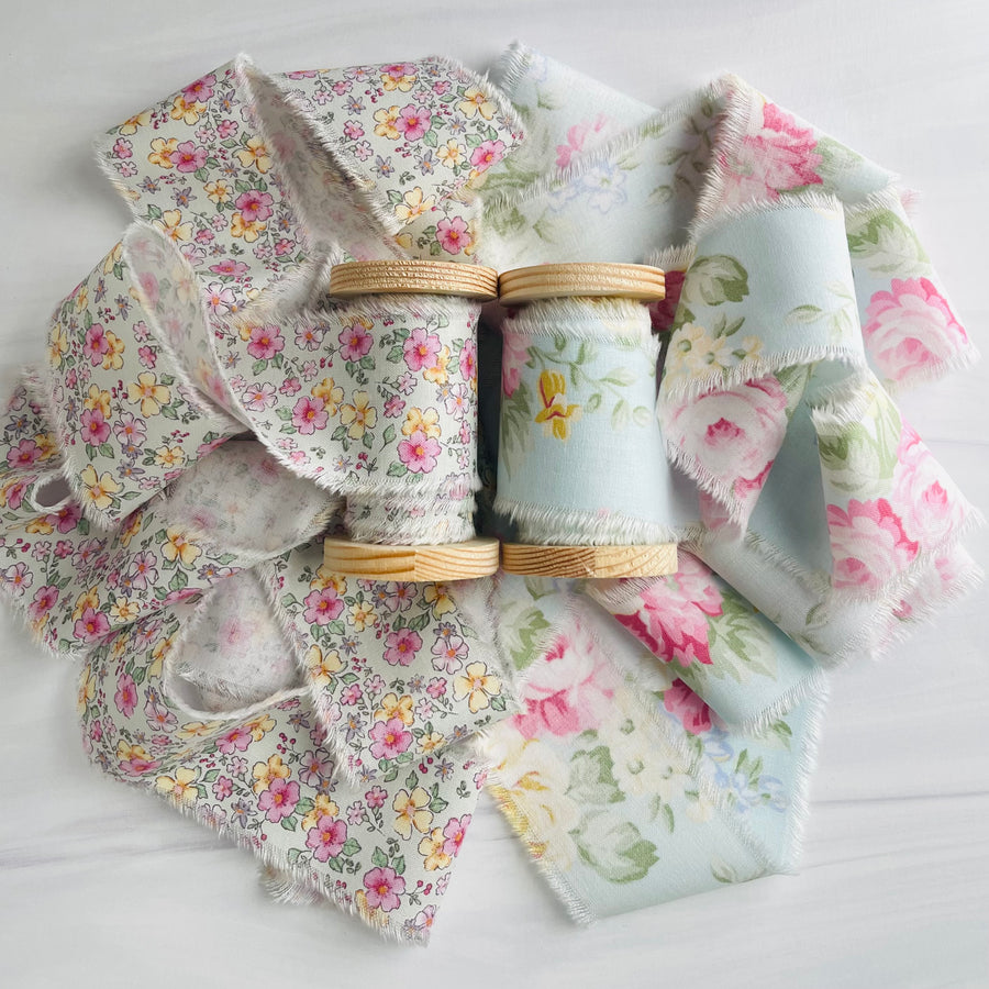 Cottage Christmas SET - ribbon AND 10 bow wax seals